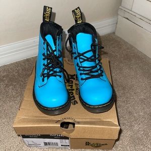 Dr. Marten Brooklee Aqua Boots - Size 9C